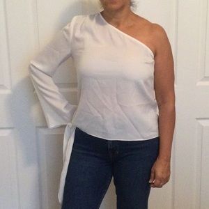 Beautiful withe blouse